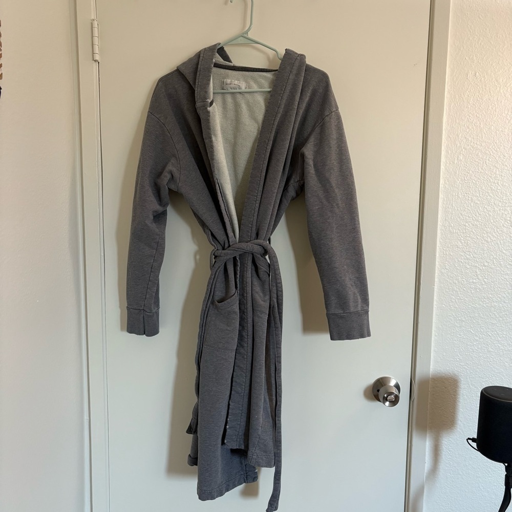 Wings + Horns Textured Gray Knit 100% Organic Cotton Robe with Belt One Size
